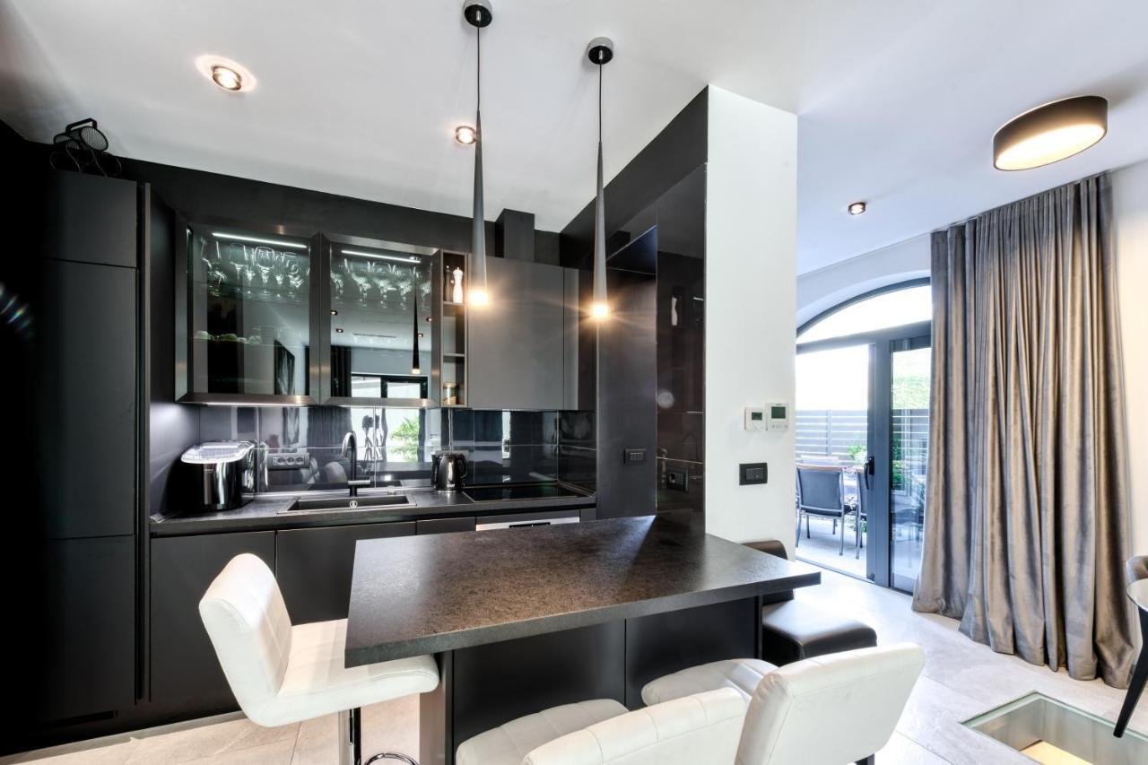 דוברובניק Apartment One B With Heated Private Pool מראה חיצוני תמונה