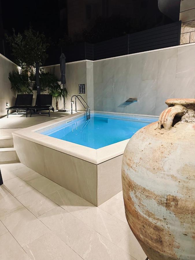 דוברובניק Apartment One B With Heated Private Pool מראה חיצוני תמונה