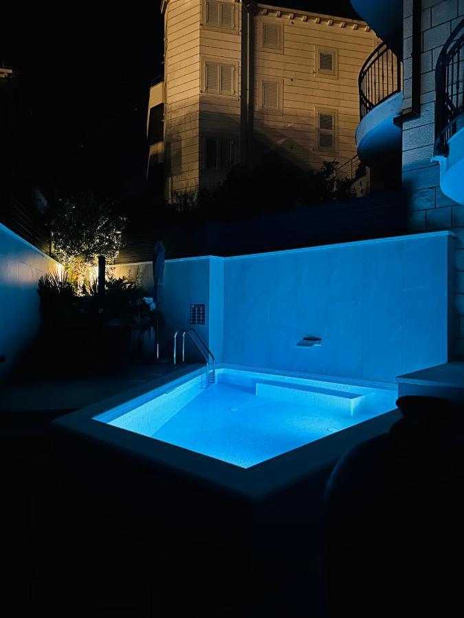 דוברובניק Apartment One B With Heated Private Pool מראה חיצוני תמונה