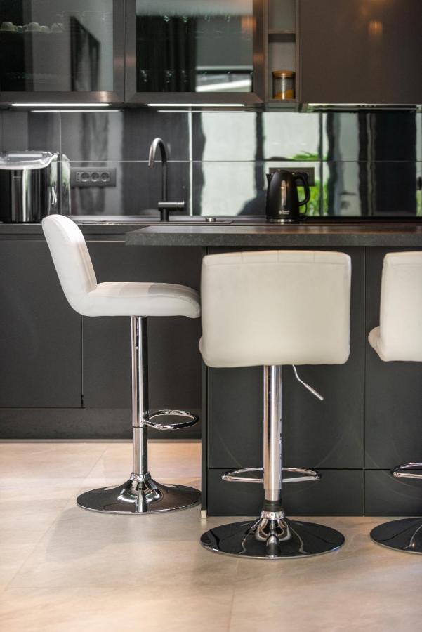 דוברובניק Apartment One B With Heated Private Pool מראה חיצוני תמונה