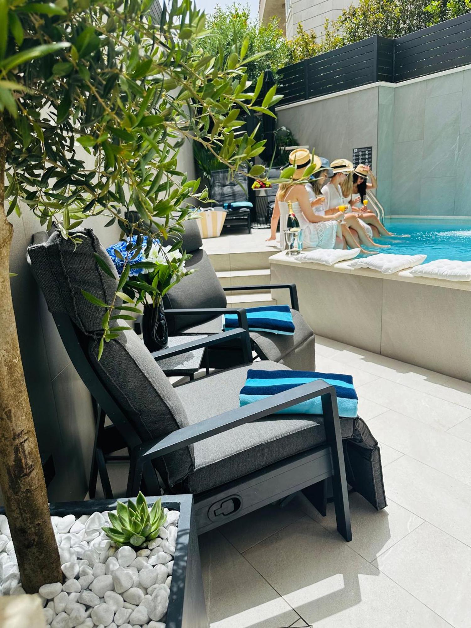 דוברובניק Apartment One B With Heated Private Pool מראה חיצוני תמונה